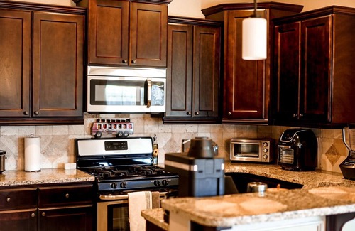 Centerton Casa | Modern Home Near Airport & Bentonville