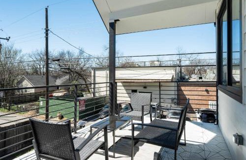 North Loop Casa | Modern Home Near the University of Texas