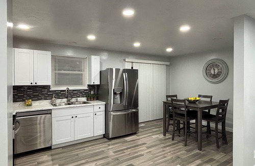 Salt Lake City Casa | Modern Home- near airport