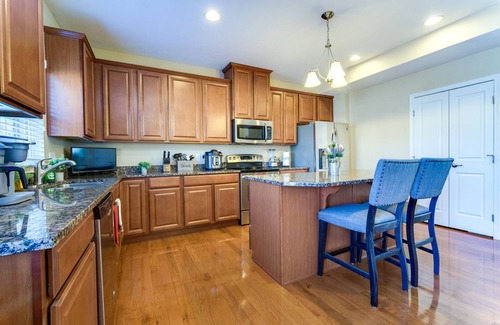 West Chester Casa | Modern Home w/ Great Amenities