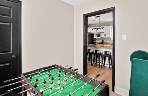 New Albany Casa | Modern Home w/ Hot Tub, Mins from Downtown Louisville