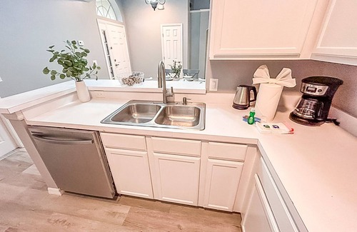 Eagle Pointe South Casa | Modern Home w/Pool close to Disney Florida theme parks
