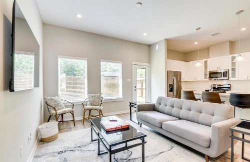 Northside Casa | Modern Home with Fenced Backyard in Houston