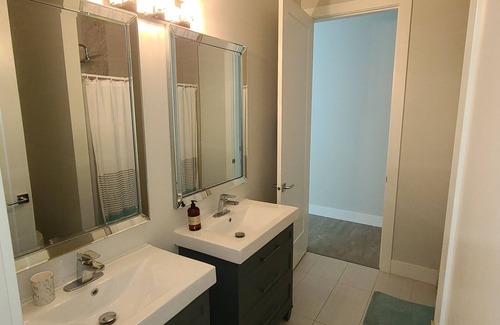 McKinley Casa | ***MODERN HOME WITH PRIVATE LAKE ACCESS AT MCKINLEY BEACH***