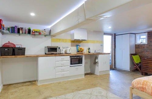 Vermont South Cama Y Desayuno | Modern & homely comfort