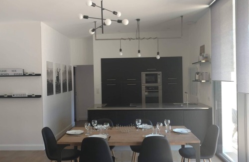Les Conches Casa | Modern house 3 minutes from the Atlantic Ocean