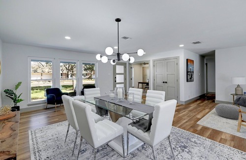 North Austin Civic Association Casa | Modern House Getaway Close to Q2 Stadium and the Domain
