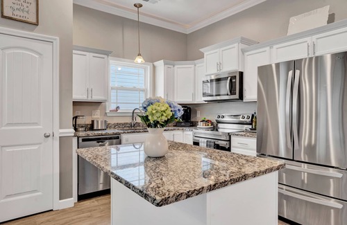 Boiling Springs Casa | Modern house in brand new neighborhood.