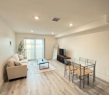 Mar Vista Cama Y Desayuno | Modern House Santamonica
