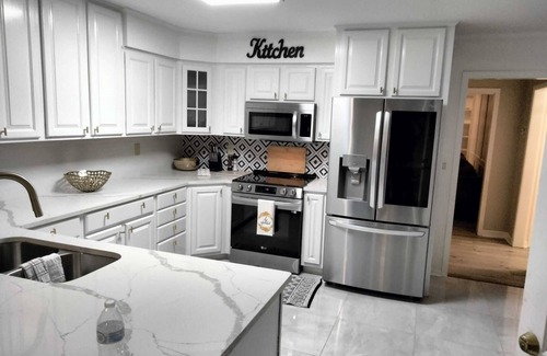Lilburn Casa | Modern house w/Game Room — 10 minutes from major attractions