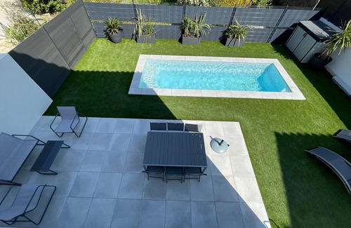 Nans-les-Pins Casa | MODERN HOUSE WITH POOL