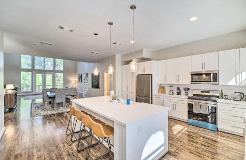 East Downtown Houston Casa | Modern Houston Gem 1 Mi to Minute Maid Park!