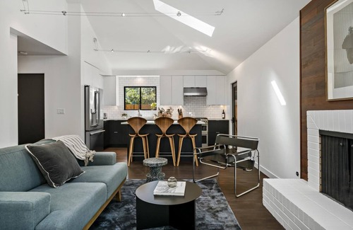 North End Casa | Modern Hyde Park home- completely remodeled