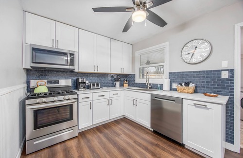 Independence Casa | Modern & Inviting Remodeled 3BR in Independence, KS!