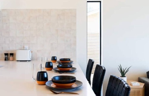 Joshua Tree Casa | Modern Joshua Tree Village Home