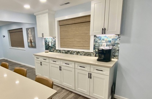 Conneaut Casa | Modern Lake Home in Private setting with Lake Access and Hot Tub