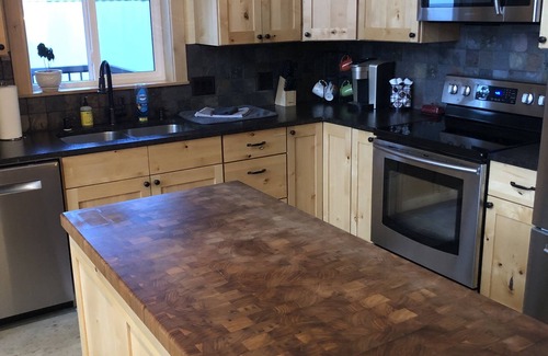 Loon Lake Casa | Modern lake home with dock. Bring your watercraft, friends and fishing gear.