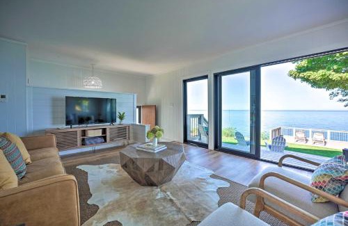 Holland Casa | Modern Lake Michigan Home with 3 Lakefront Decks!