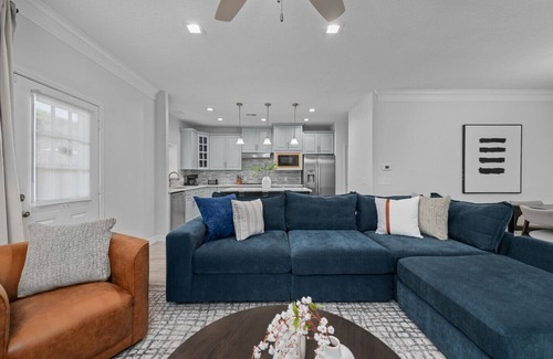 Greater Fondren Southwest Casa | Modern Large home in Gated Community