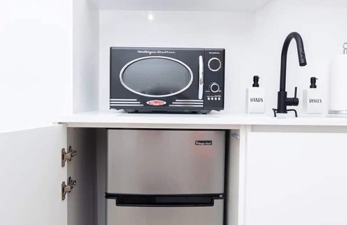 Allapattah Apartamento | Modern Large Studio with outdoor space
