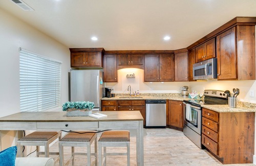 Lehi Apartamento | Modern Lehi Apartment: 2 Mi to Thanksgiving Point