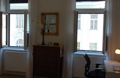 Rudolfsheim-Funfhaus Apartamento | Vida moderna en un edificio de estilo Art Nouveau cerca de Schönbrunn 84 m2