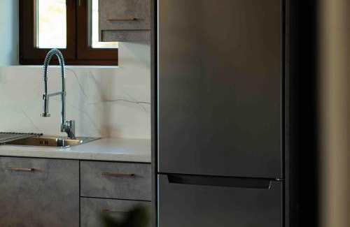 Stoupa Apartamento | Modern Loft at Kalogria Beach