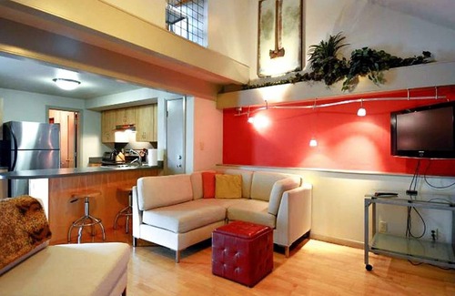 Barton Hills Condominio | Loft moderno en el corazón de Austin! Tranquilo y acogedor!