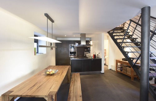 Vernate Apartamento | Loft moderno en Ticino, en una zona tranquila, ideal para familias, piscina, Embarcación a motor 8PS