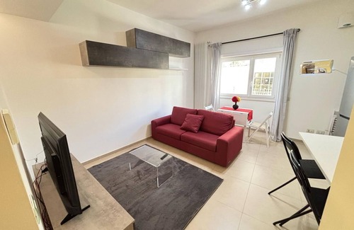 Monte Sacro Apartamento | Modern Loft Monte Senario - Colosseum, 15 Minutes by Metro