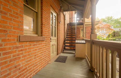 Mill River Apartamento | Modern loft overlooking Wooster square