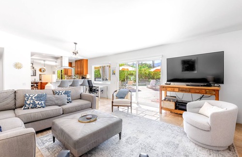 Araby Casa | Loma Vista: 3 dormitorios, 2 baños en Palm Springs, capacidad para 6