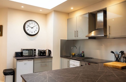 Herne Hill Apartamento | Modern London Stay | Near Brixton | Free Off-Street Parking | WiFi