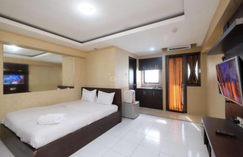Kebagusan Apartamento | Modern Look Studio at Kebagusan City Apartment By Travelio