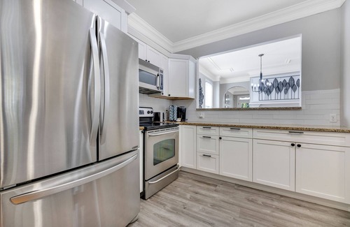 Reynoldstown Casa | Modern Lux Farmhouse near ATL Beltline w/ Grill & Arcade Games