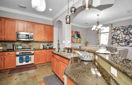 Washington Ave./ Memorial Park Casa | Modern | Luxe | 3BR/3.5Ba Spacious Home | Walkable