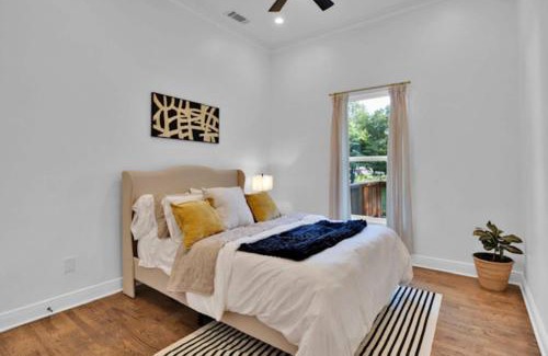 College Park Casa | Modern Luxe Stay in Atlanta