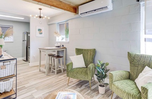 Downtown Memphis Apartamento | Modern Luxe Studio + Free Gated Parking + King Bed