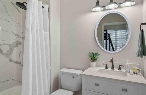 Westridge Villa | Modern Luxe Vacation, close 2 Disney, Heated Pool