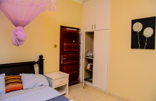 Kampala Apartamento | MODERN LUXURIOUS 2BEDS HOUSE IN KAMPALA CITY CTR