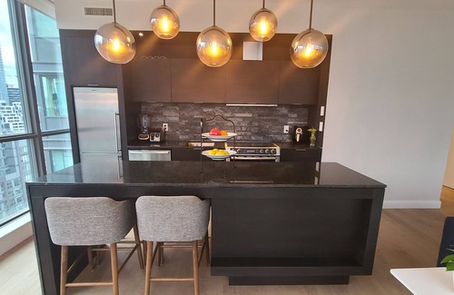 Fashion District Condominio | Modern Luxurious Condo in Downtown