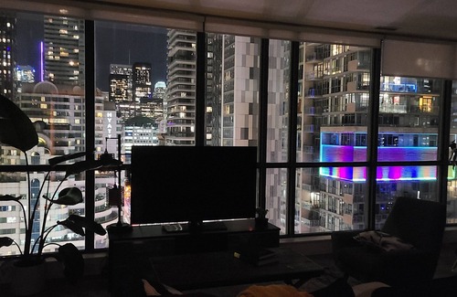 Fashion District Condominio | Modern Luxurious Condo in Downtown