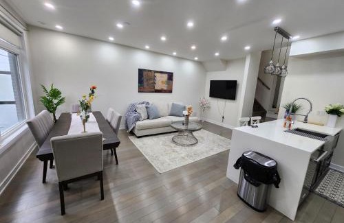 Mississauga Casa | Modern Luxury 3 bed rooms House in Toronto Mississauga
