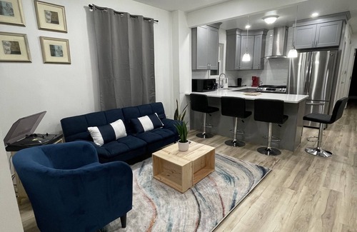 McGinley Square Apartamento | Modern Luxury Apartment near NYC