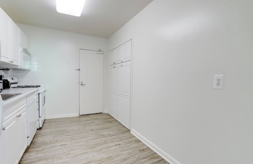 Crystal City Apartamento | Modern & Luxury Condo at Crystal City