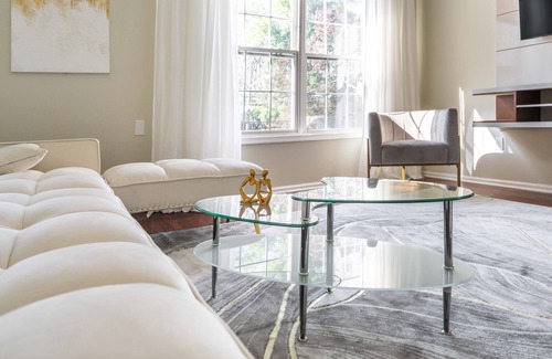Newark Casa | Modern Luxury Home near NYC FreeParking
