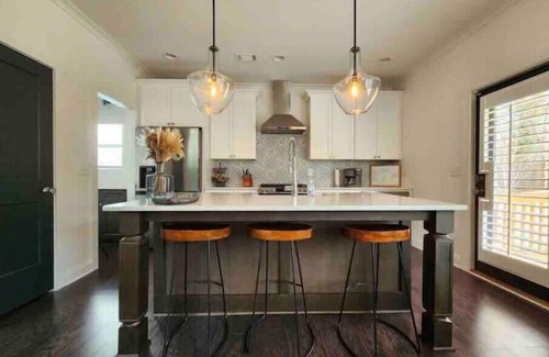Pittsburgh Casa | Modern Luxury in Heart of ATL!