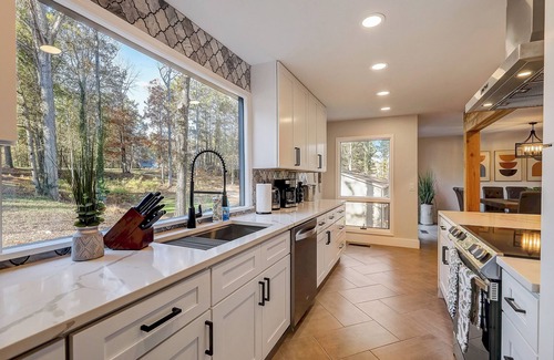 Buford Casa | Modern Luxury Lakehouse w/ Private Dock on Lanier!