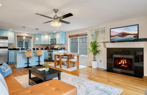 Licton Springs Casa | Modern Luxury Near Green Lake, Seattle