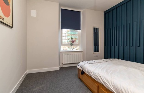 Aberdeen West End Apartamento | Modern Luxury - Prime Location
